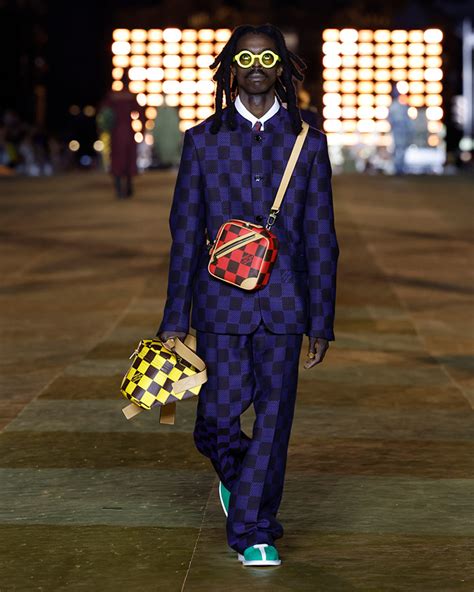 louis vuitton lovers collection|louis vuitton collection by pharrell.